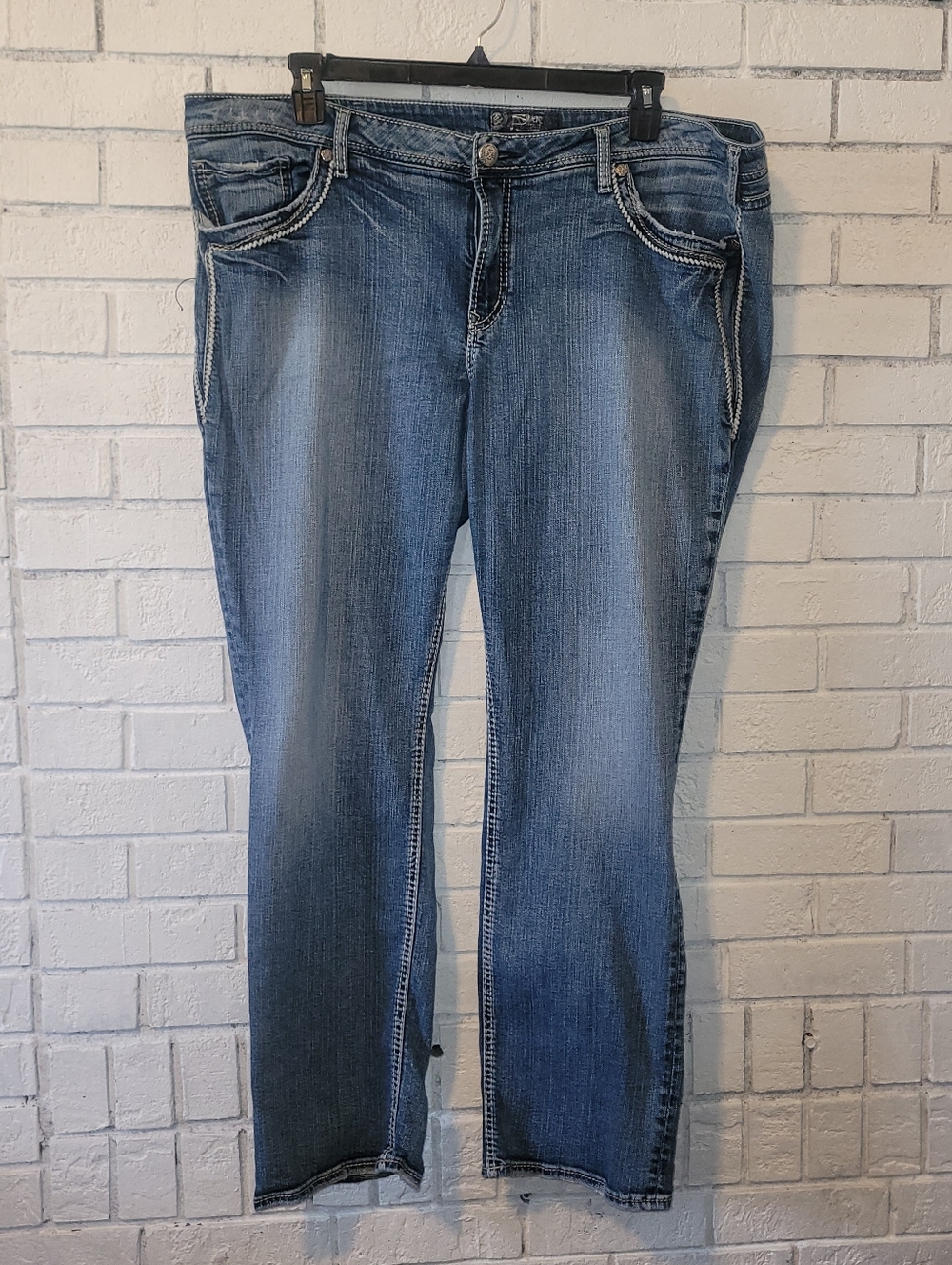 Silver Jeans Co. Aiko Mid Straight Jeans Distressed Med Wash - Plus Size 22 x 31